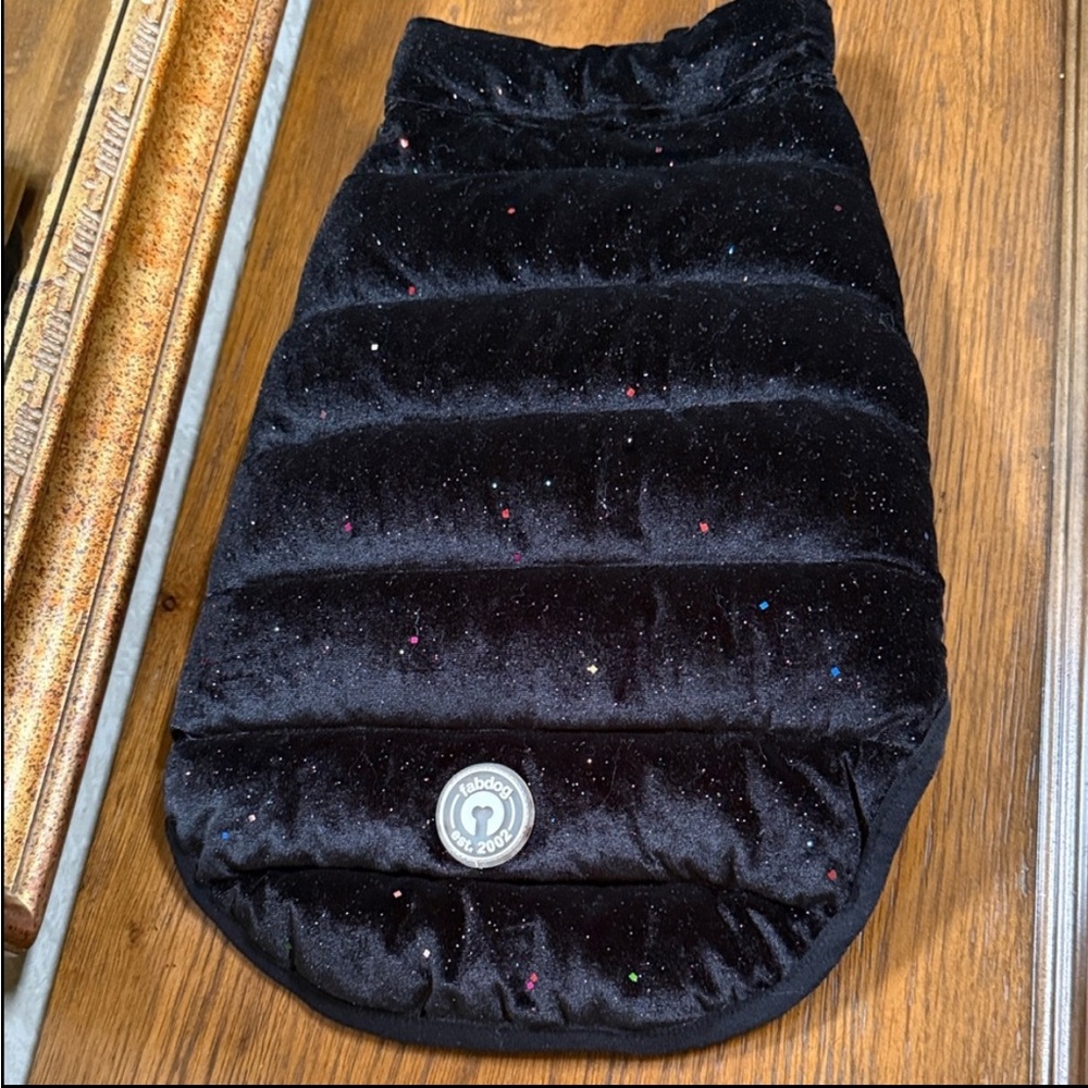NWOT Fabdog Black Velvet dog jacket with multicolored sparkles. Size M.